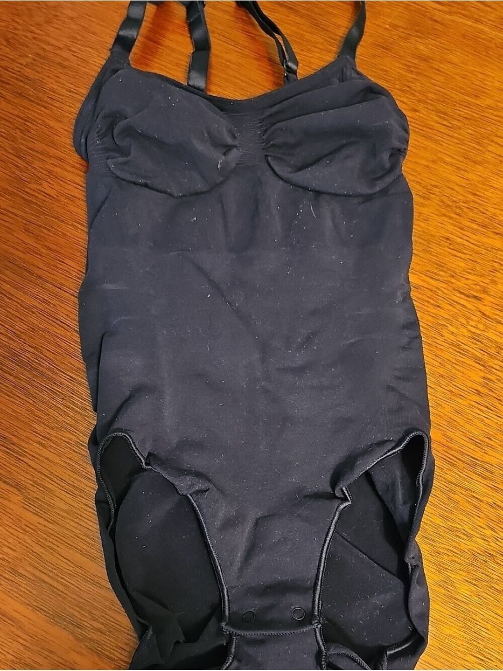 3105. NWOT SKIMS Bodysuit